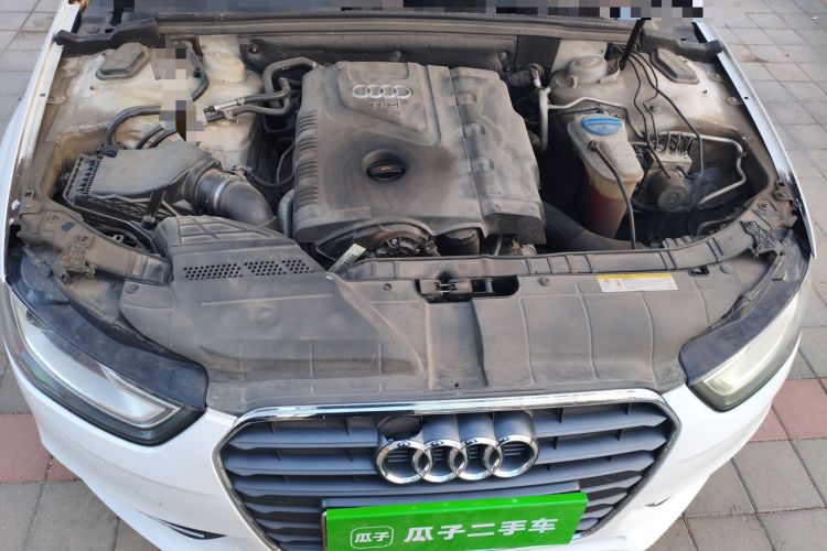 Used Audi A4L 2013 35 TFSI Automatic Standard Model Engine Bay