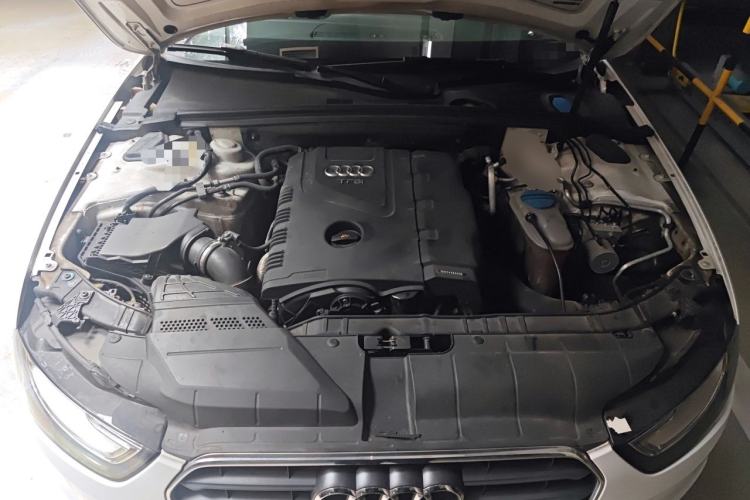 Used Audi A4L 2013 35 TFSI Automatic Comfort Model Engine Bay