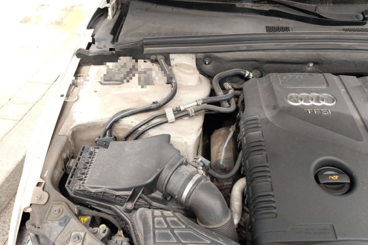 Used Audi A4L 2013 35 TFSI Automatic Comfort Model Engine Bay Right