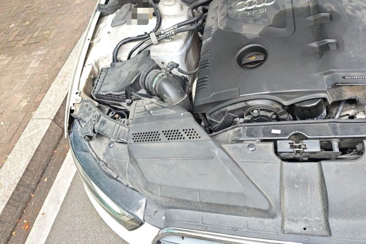 Used Audi A4L 2013 35 TFSI Automatic Comfort Model Engine Bay Right