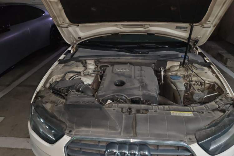 Used Audi A4L 2013 30 TFSI Manual Comfort Model Engine Bay Right