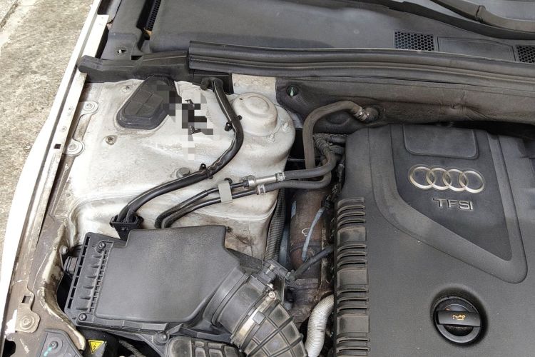 Used Audi A4L 2013 35 TFSI Automatic Technology Edition Engine Bay Right