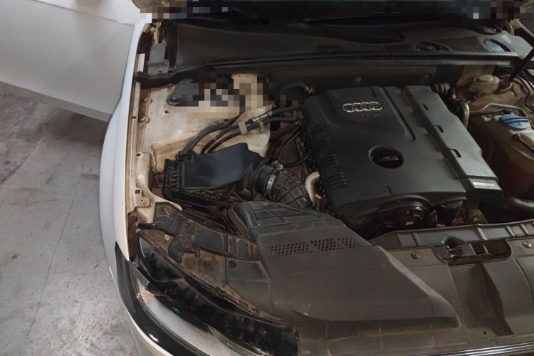 Used Audi A4L 2013 35 TFSI Automatic Standard Model Engine Bay Right