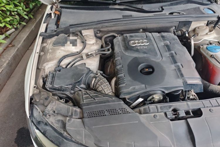 Used Audi A4L 2013 35 TFSI Automatic Technology Edition Engine Bay Right