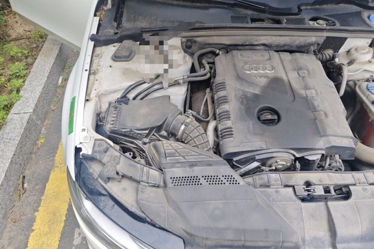 Used Audi A4L 2013 35 TFSI Automatic Standard Model Engine Bay Right