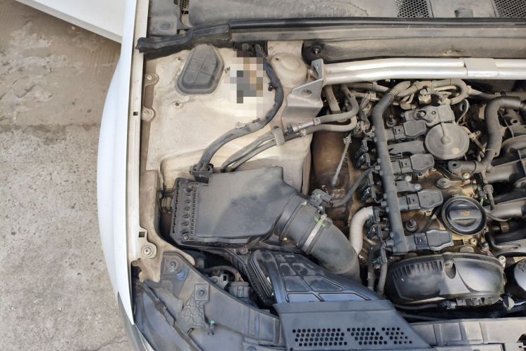 Used Audi A4L 2013 40 TFSI quattro Individual Sport Edition Engine Bay Right