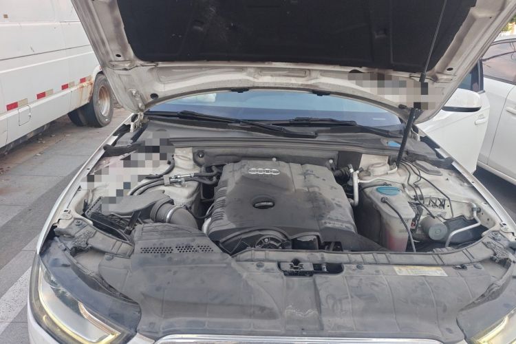 Used Audi A4L 2013 35 TFSI Automatic Comfort Model Engine Bay Right