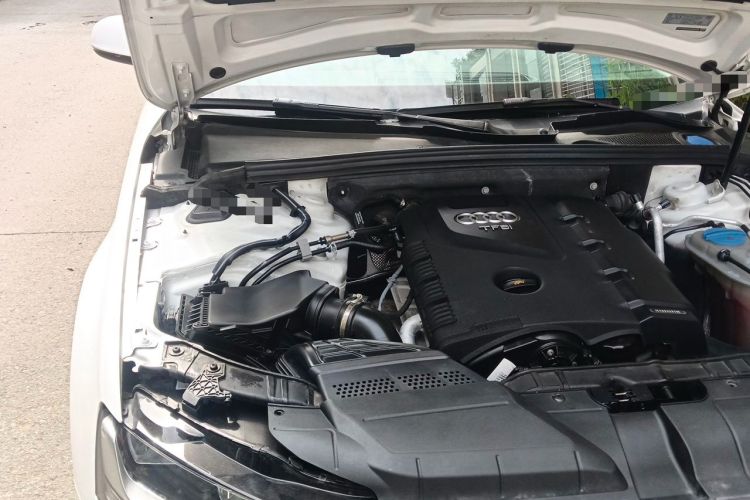 Used Audi A4L 2013 30 TFSI Automatic Comfort Model Engine Bay Right