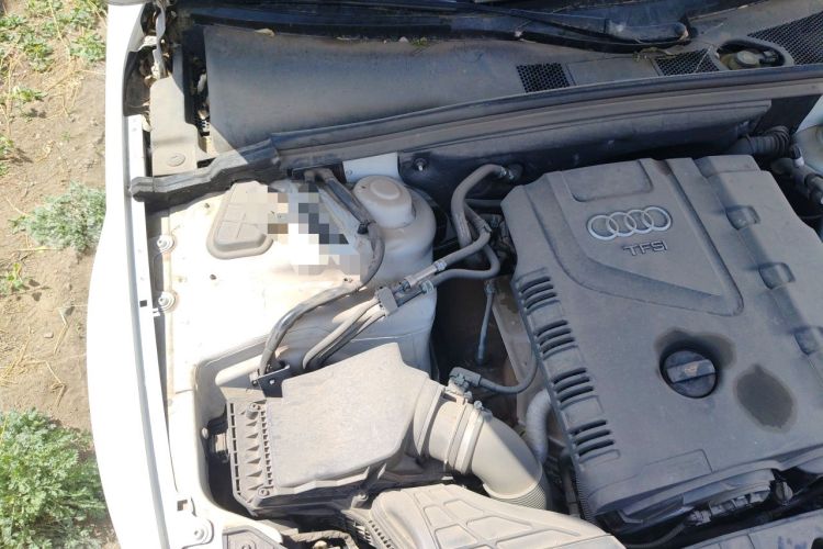 Used Audi A4L 2013 30 TFSI Automatic Comfort Model Engine Bay Right