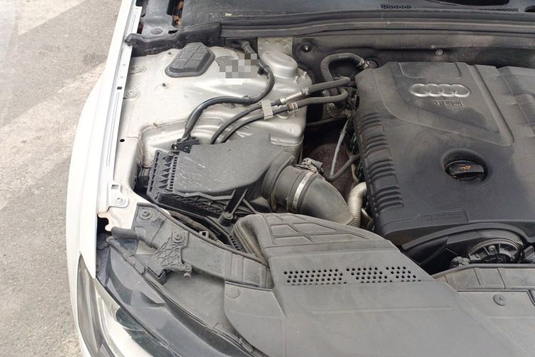 Used Audi A4L 2013 35 TFSI Automatic Standard Model Engine Bay Right