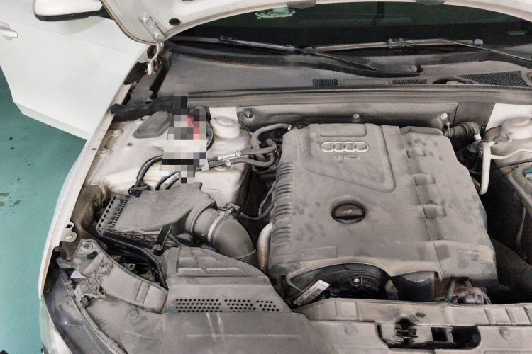 Used Audi A4L 2013 35 TFSI Automatic Standard Model Engine Bay Right