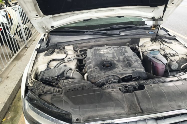 Used Audi A4L 2013 30 TFSI Automatic Comfort Model Engine Bay Right