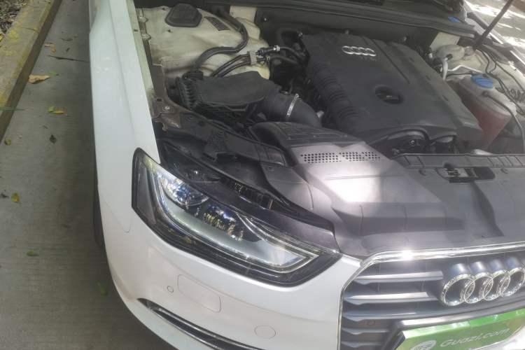 Used Audi A4L 2013 35 TFSI Automatic Standard Model Engine Bay Right