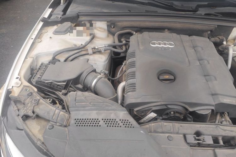 Used Audi A4L 2013 35 TFSI Automatic Technology Edition Engine Bay Right