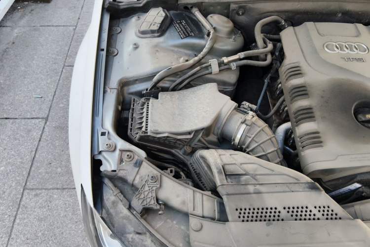 Used Audi A4L 2013 35 TFSI Automatic Standard Model Engine Bay Right