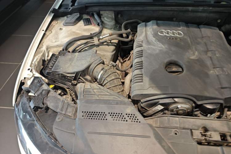 Used Audi A4L 2013 35 TFSI Automatic Standard Model Engine Bay Right