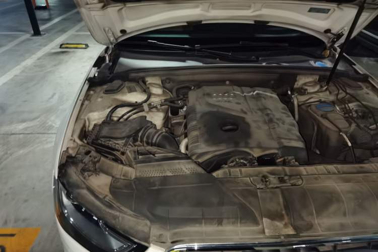 Used Audi A4L 2013 35 TFSI Automatic Standard Model Engine Bay Right