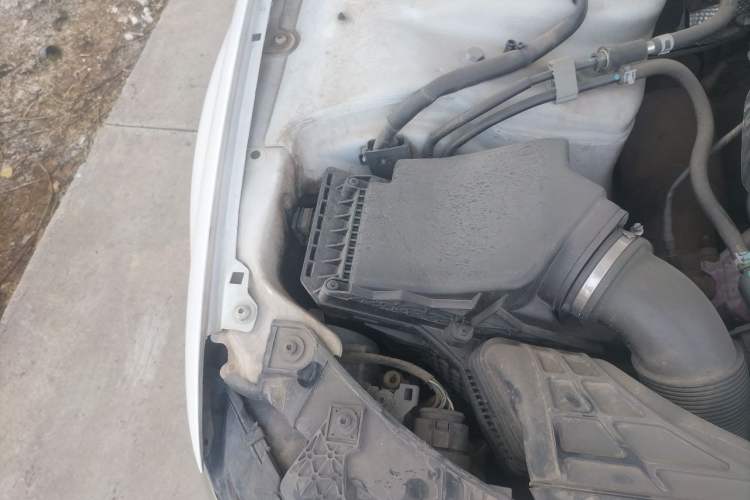 Used Audi A4L 2013 35 TFSI Automatic Standard Model Engine Bay Right