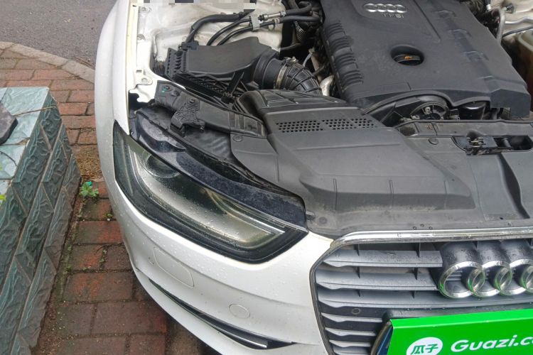 Used Audi A4L 2013 35 TFSI Automatic Technology Edition Engine Bay Right