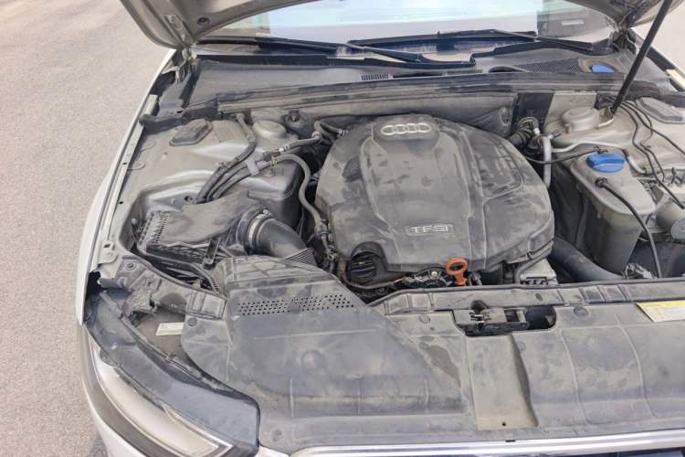 Used Audi A4L 2013 35 TFSI Automatic Standard Model Engine Bay Right