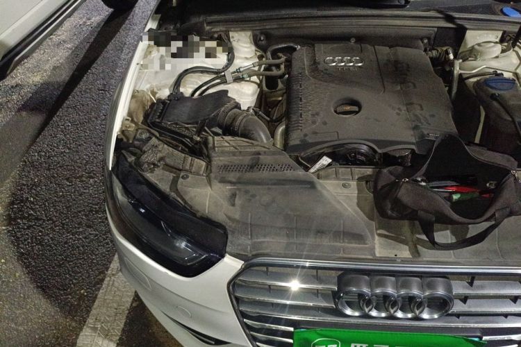 Used Audi A4L 2013 35 TFSI Automatic Standard Model Engine Bay Right