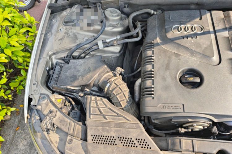 Used Audi A4L 2013 35 TFSI Automatic Standard Model Engine Bay Right