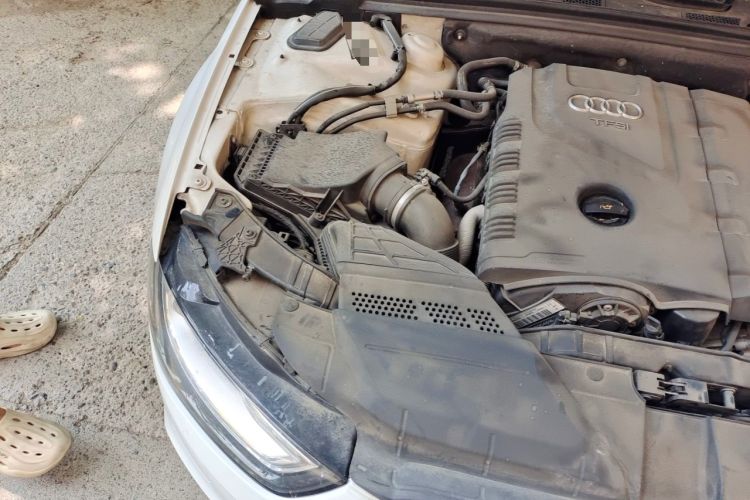 Used Audi A4L 2013 40 TFSI quattro Individual Sport Edition Engine Bay Right