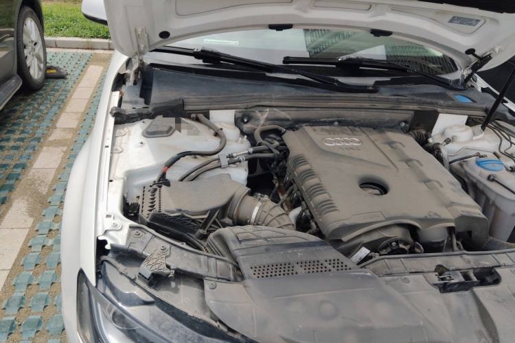 Used Audi A4L 2013 35 TFSI Automatic Standard Model Engine Bay Right