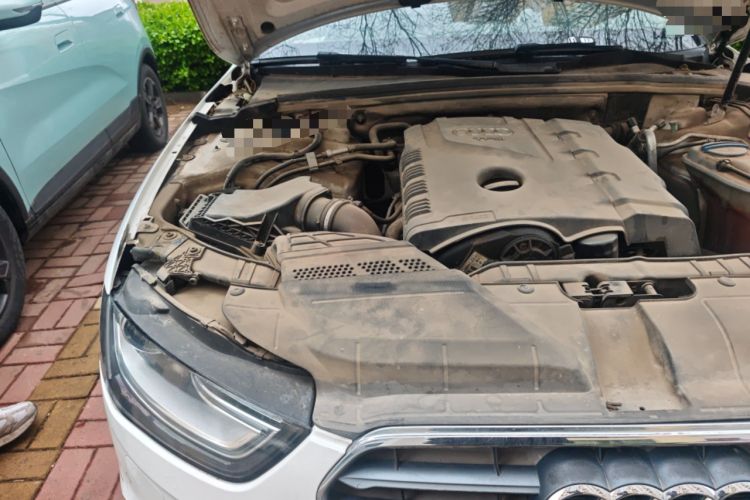 Used Audi A4L 2013 35 TFSI Automatic Technology Edition Engine Bay Right