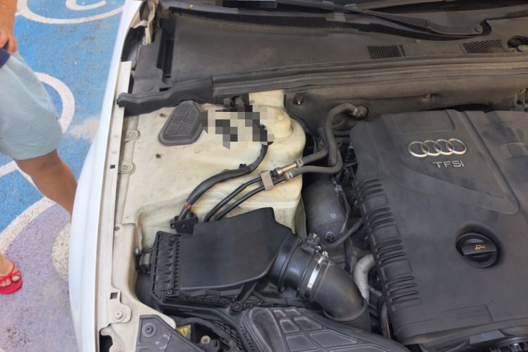 Used Audi A4L 2013 35 TFSI Automatic Standard Model Engine Bay Right