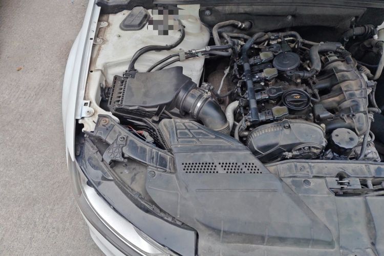 Used Audi A4L 2013 35 TFSI Automatic Standard Model Engine Bay Right