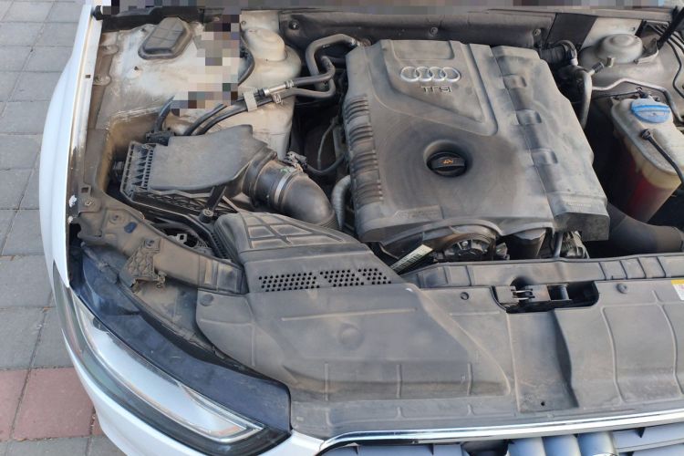 Used Audi A4L 2013 35 TFSI Automatic Standard Model Engine Bay Right