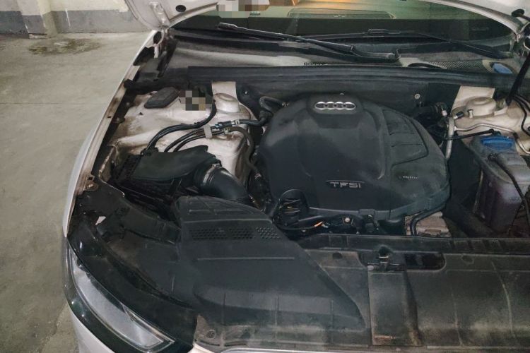 Used Audi A4L 2013 35 TFSI Automatic Technology Edition Engine Bay Right