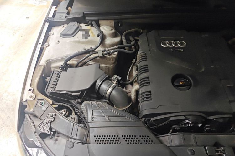 Used Audi A4L 2013 35 TFSI Automatic Comfort Model Engine Bay Right