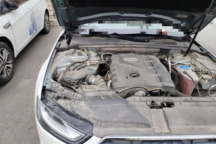 Used Audi A4L 2013 35 TFSI Automatic Comfort Model Engine Bay Right
