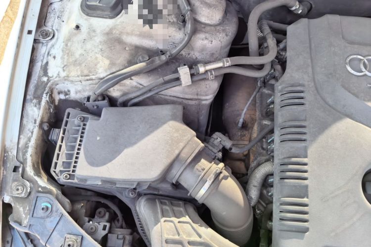 Used Audi A4L 2013 35 TFSI Automatic Technology Edition Engine Bay Right