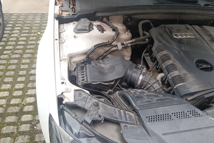 Used Audi A4L 2013 35 TFSI Automatic Standard Model Engine Bay Right
