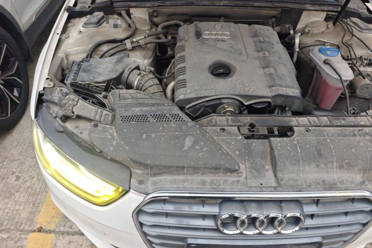 Used Audi A4L 2013 35 TFSI Automatic Comfort Model Engine Bay Right