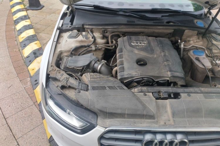 Used Audi A4L 2013 35 TFSI Automatic Standard Model Engine Bay Right
