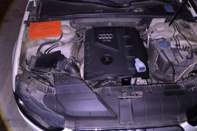 Used Audi A4L 2013 35 TFSI Automatic Standard Model Engine Bay Right