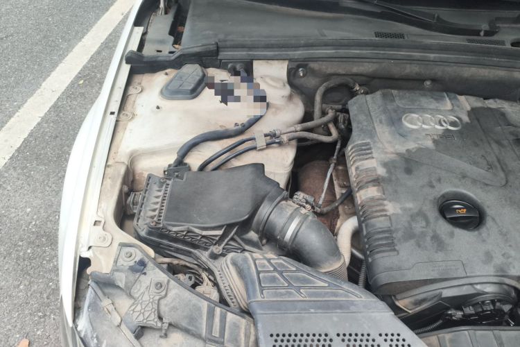 Used Audi A4L 2013 30 TFSI Manual Comfort Model Engine Bay Right