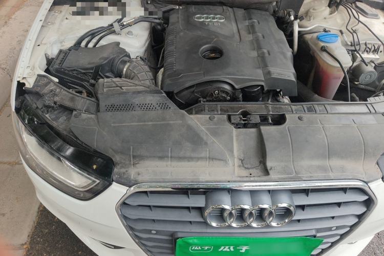 Used Audi A4L 2013 35 TFSI Automatic Comfort Model Engine Bay Right