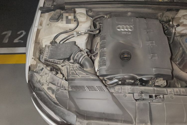 Used Audi A4L 2013 35 TFSI Automatic Standard Model Engine Bay Right