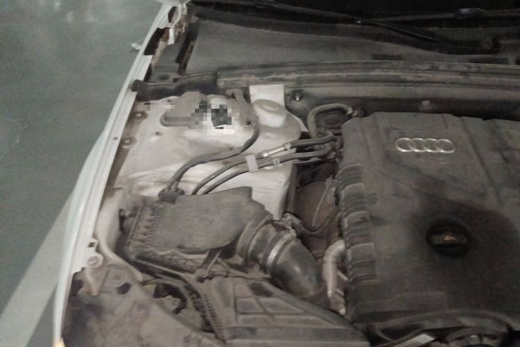 Used Audi A4L 2013 35 TFSI Automatic Standard Model Engine Bay Right