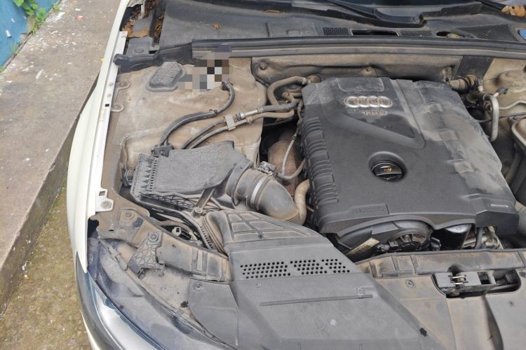 Used Audi A4L 2013 35 TFSI Automatic Standard Model Engine Bay Right