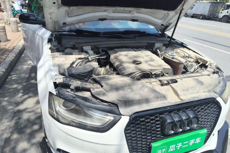Used Audi A4L 2013 30 TFSI Automatic Comfort Model Engine Bay Right