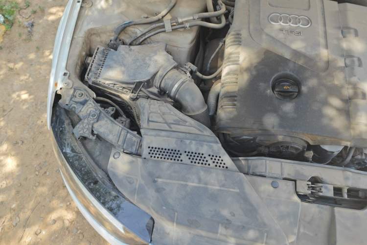 Used Audi A4L 2013 30 TFSI Automatic Comfort Model Engine Bay Right