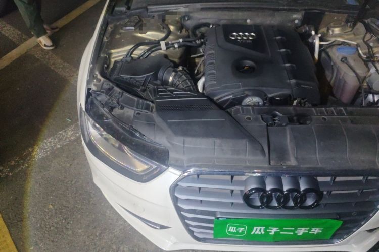 Used Audi A4L 2013 35 TFSI Automatic Standard Model Engine Bay Right