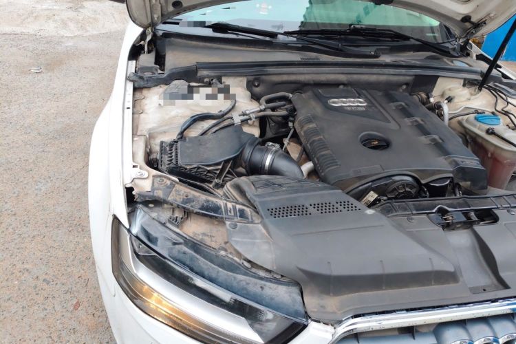 Used Audi A4L 2013 30 TFSI Automatic Comfort Model Engine Bay Right