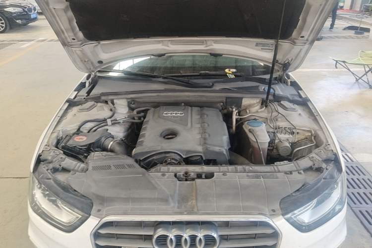 Used Audi A4L 2013 40 TFSI quattro Individual Sport Edition Engine Bay